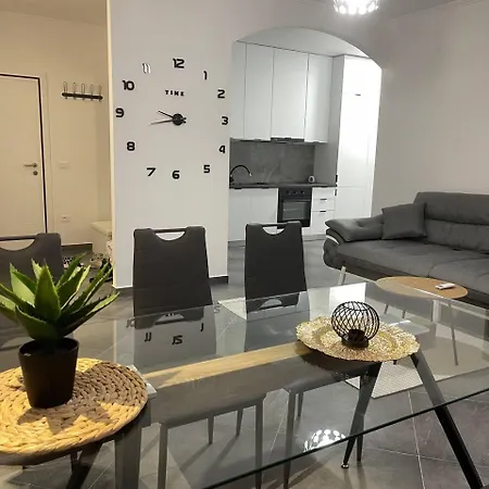 Bruci Apartament *